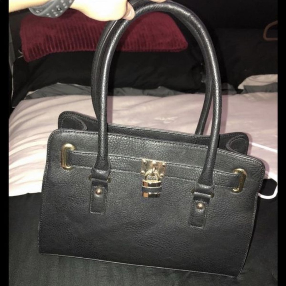 Leather purse